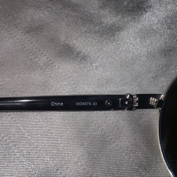 Oakley Feedback Sunglasses - Picture 9 of 10